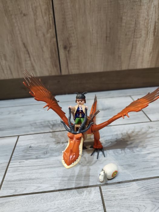 Playmobil 9459 jak trekingowe Smok– Brakke i ząb haczykowy