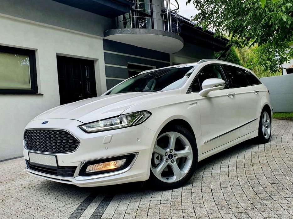 Ford Mondeo VIGNALE*AWD*BLIS*Webasto*Panorama*Led*Full*ASO