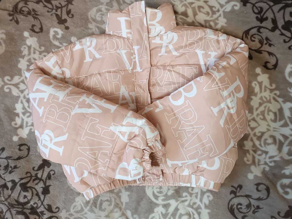 Продам куртку,курточку shein