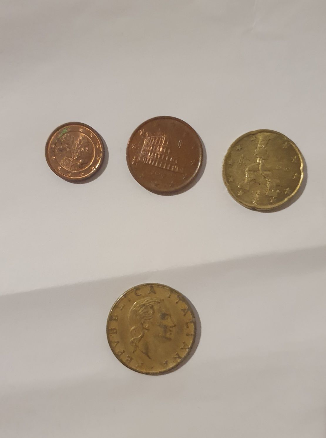 Продам монети euroCent та Lire