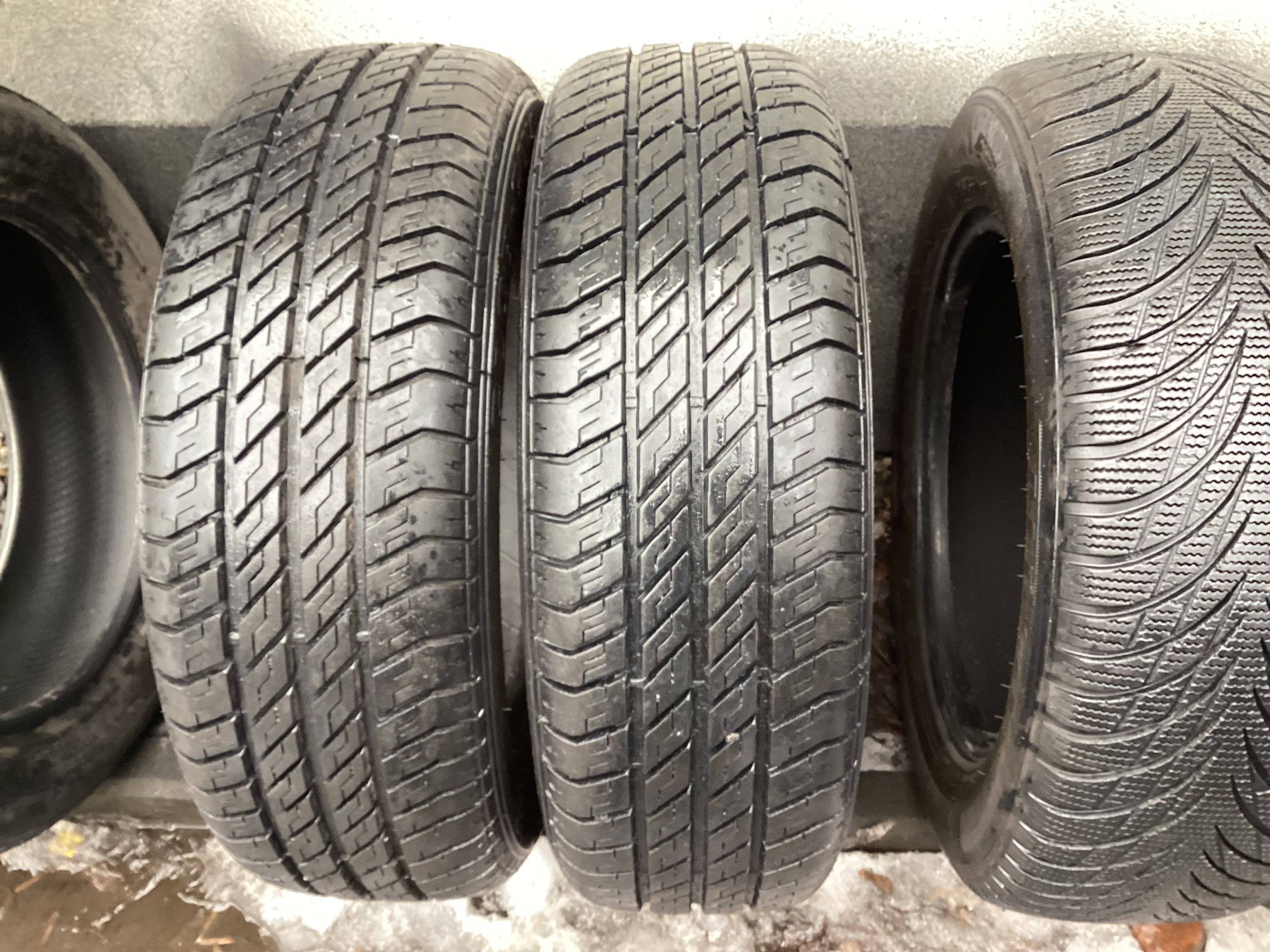 GLOB GUM 195/65r15  2szt opony całoroczne 6.5mm 2021r