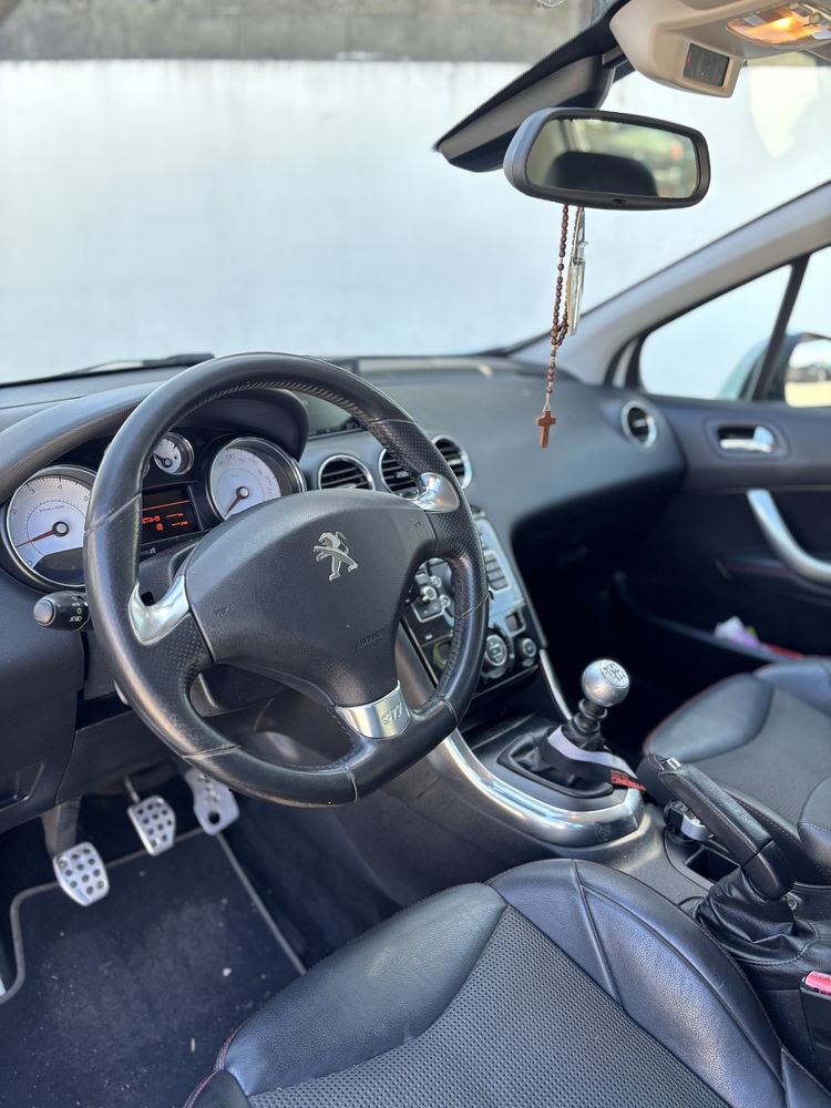Peugeot 308 GTI 1.6THP 200cv
