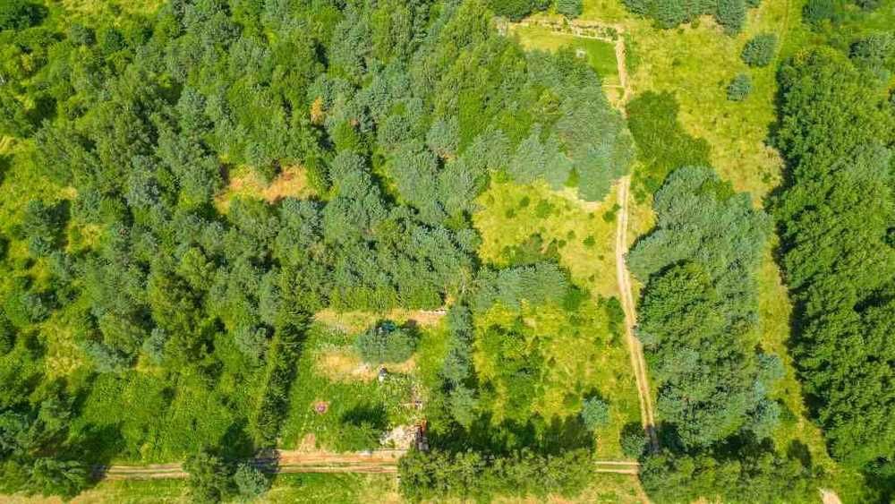 Uwaga obniżka ceny. Sprzedam działkę nad jeziorem.