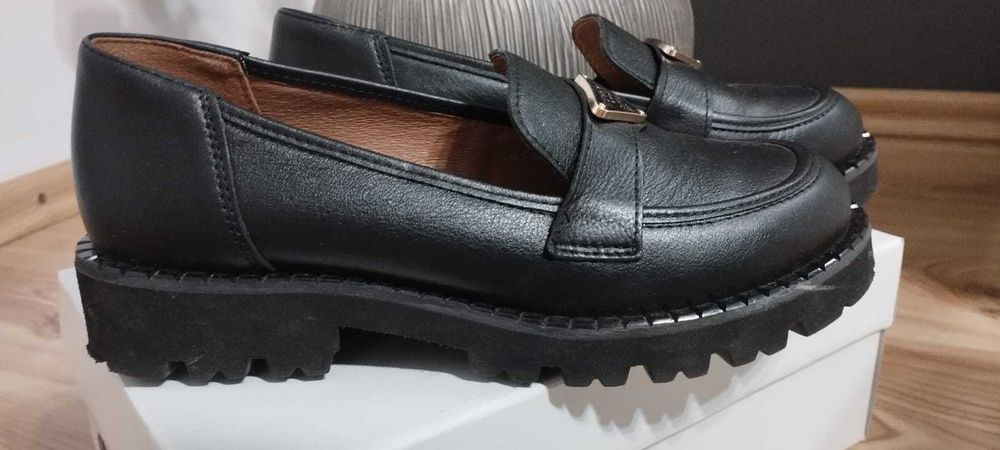 Buty Mokasyny GAMIS 6043 Czarne Lico - jak NOWE