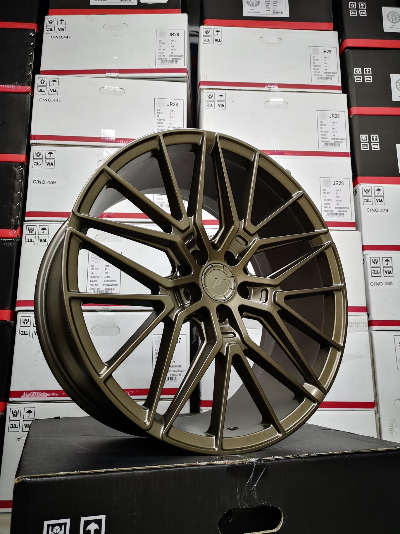 Felgi Japan Racing JR38 20" 20x9" ET35 5x112 Audi A6 C7 C8 A4 B9 A5 F5