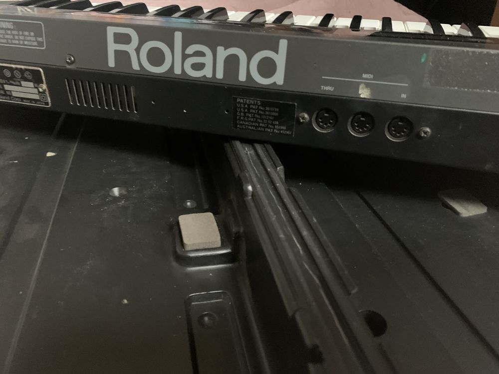 Syntezator Roland Alpha Juno 1 z oryginalnym kejsem