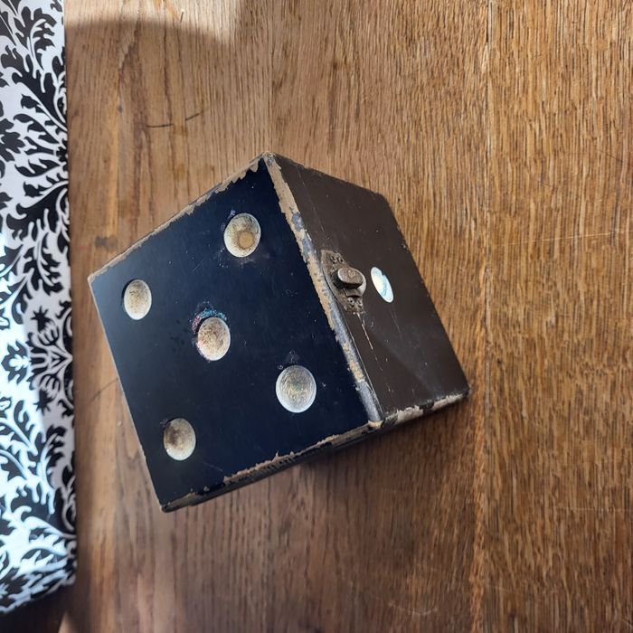 Pudełko dekoracyjne na biżuterię ¹²³