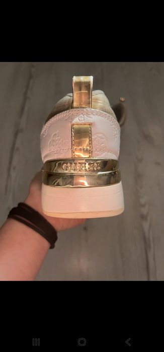 Buty Guess rozmiar 38