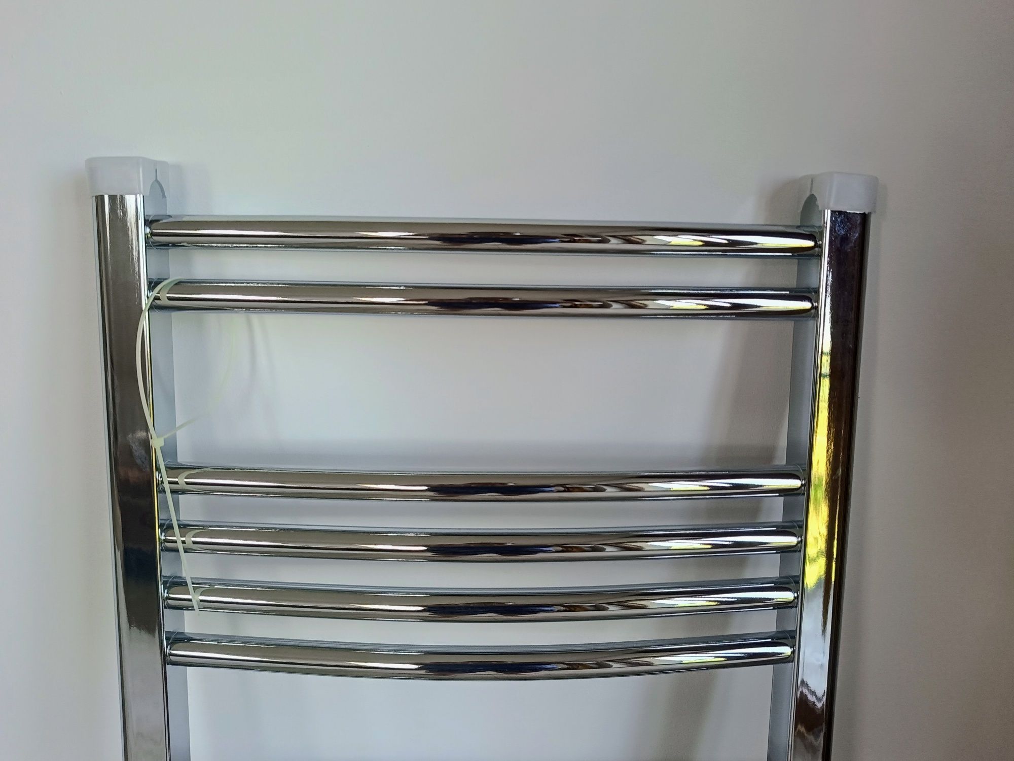 NOWY stalowy GRZEJNIK łazienkowy kaloryfer, 100x50 cm, chrom, 495 wat