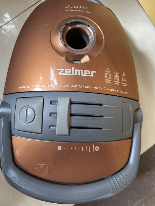Części. Odkurzacz Zelmer Jupiter Ultra Filtration jak na zdleciach