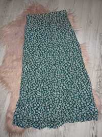 Zielona spódnica w kwiaty