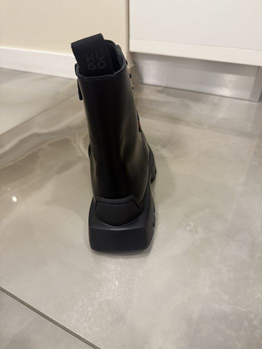 Продам черевики HUGO 40 розмір