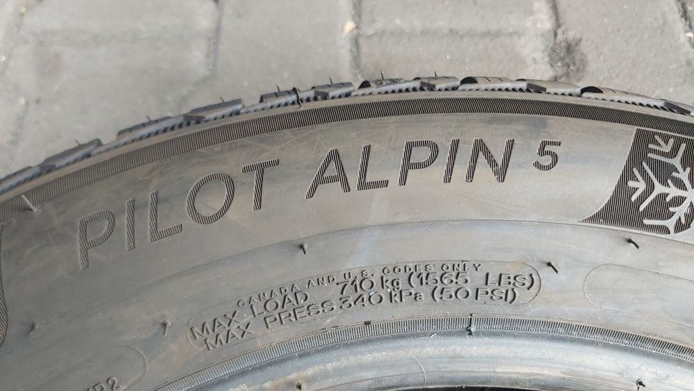 Michelin Pilot Alpin5  205.60R16    2020 rok