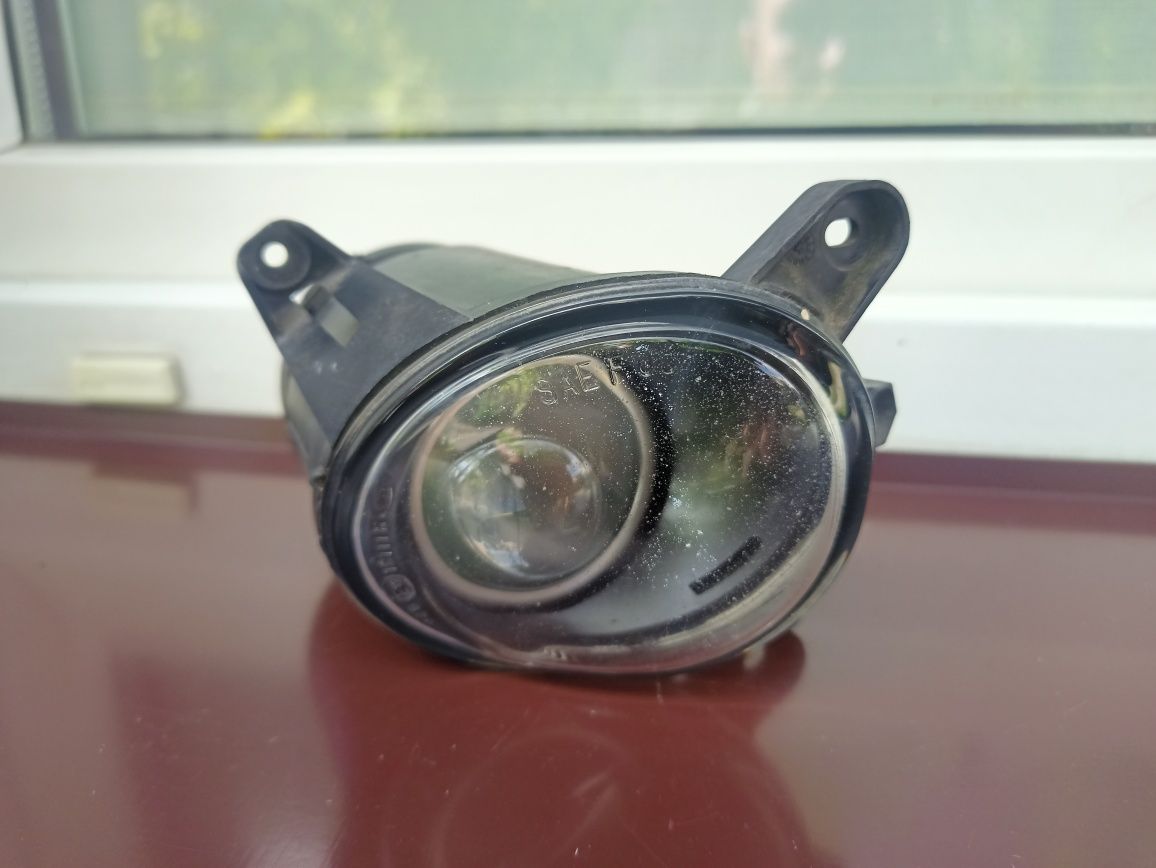 VW Passat B5 FL Lift halogen prawy lampa przeciwmgielna