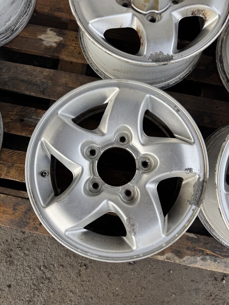 Kia Suzuki Нива R15 диски 5/139.7