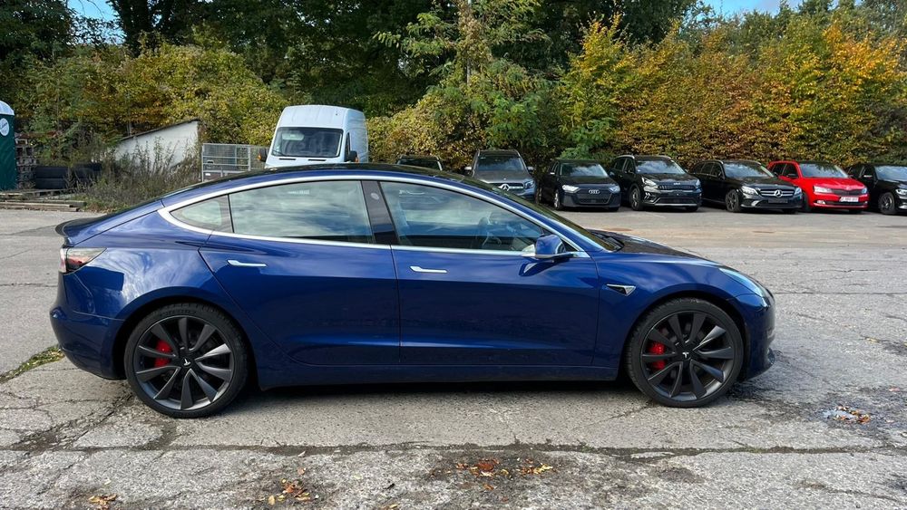 Tesla Model 3 AWD Performance SOH 93.9%