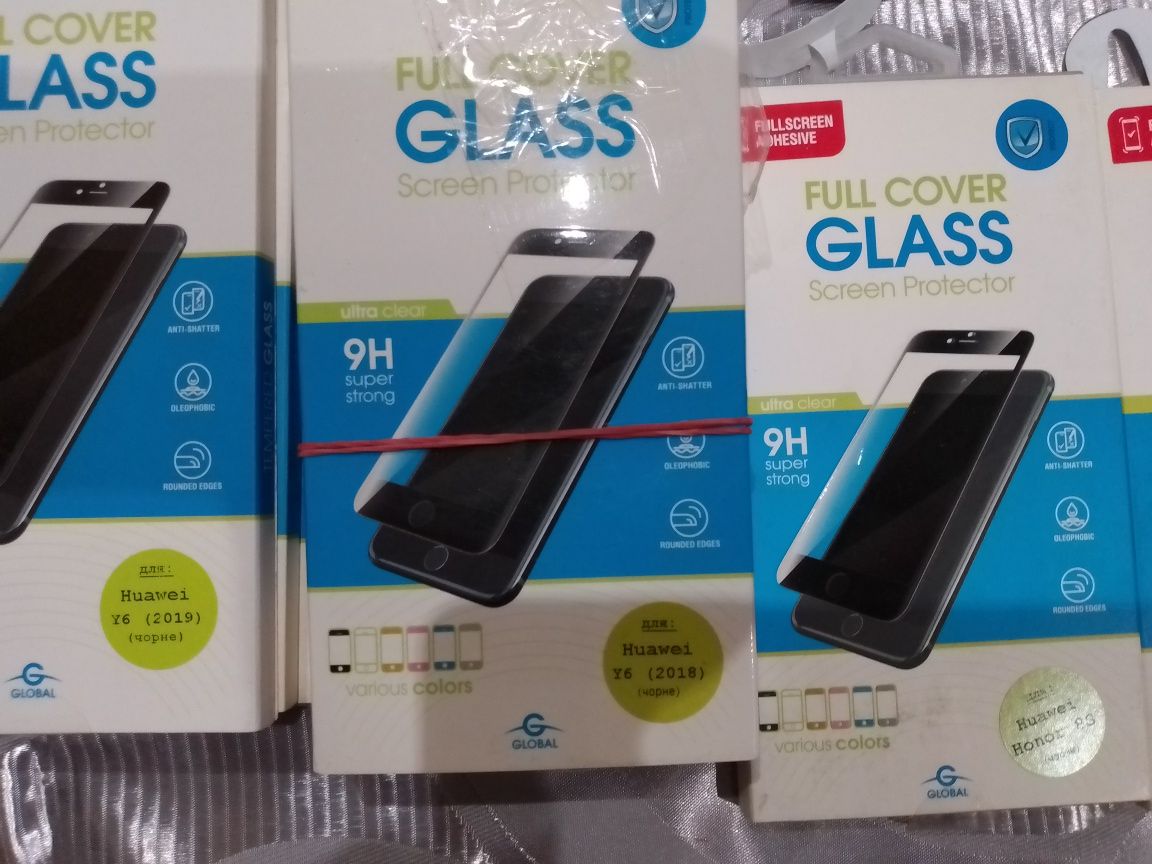 Продам защитные стекла на телефоны