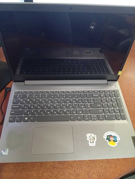 Продам Ноутбук LENOVO IdeaPad 3 15IGL05 (81WQ009ERA)