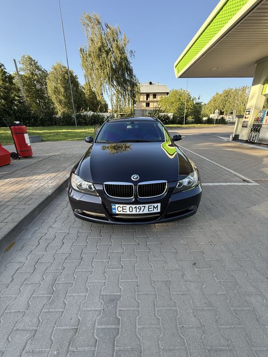 BMW e91 320.