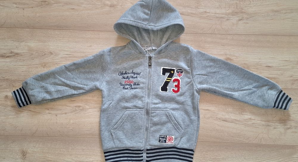 Nowa bluza chłopięca rozmiar 104