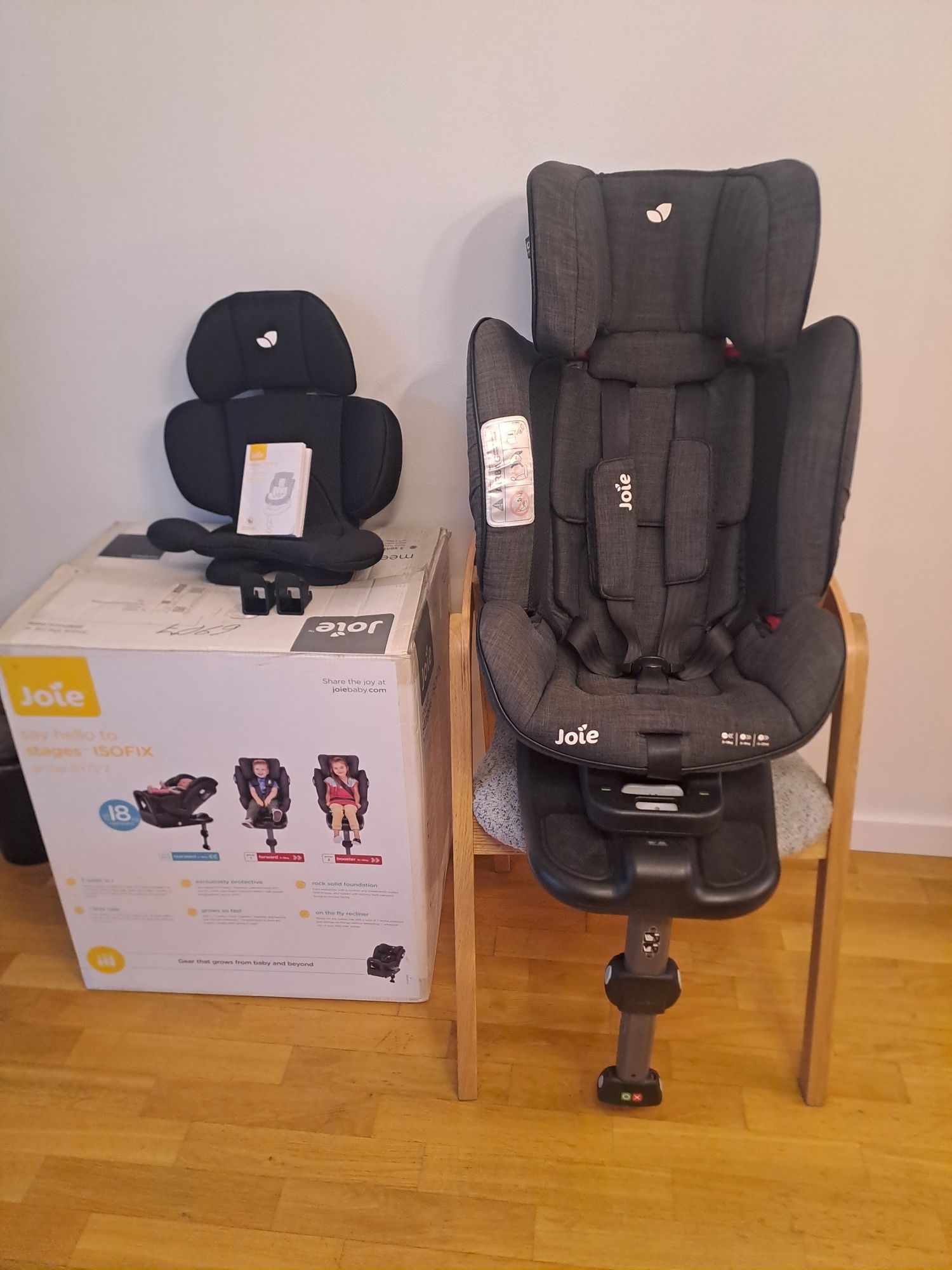 Fotelik samochodowy Joie Stages  0-25 kg. z bazą isofix