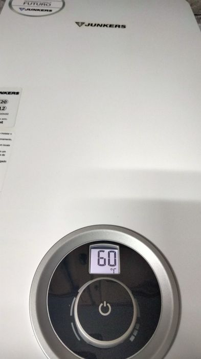Vendo esquentador 11L Gás Natural Junkers inteligente ventilado