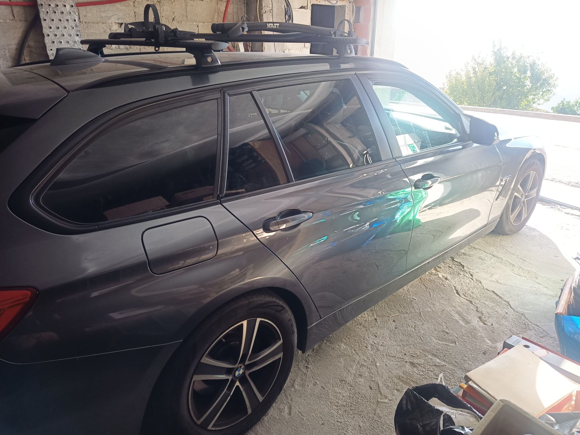 BMW F31 320 d. .