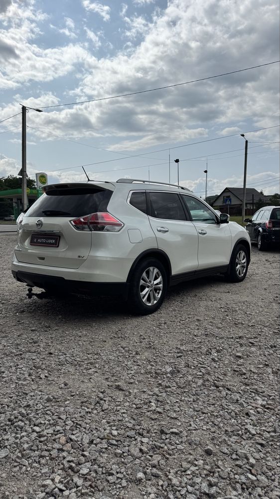 Nissan Rogue Ніссан Рог 2016р. 2.5 газ/бенз, Автомат. Камери 360