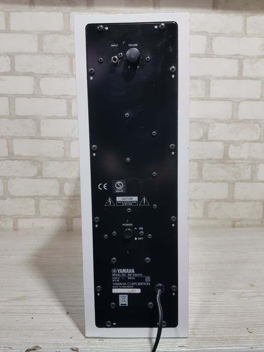 Активний сабвуфер YAMAHA NS-SW 210, потужність 50 Вт, б/у з Німеччини.