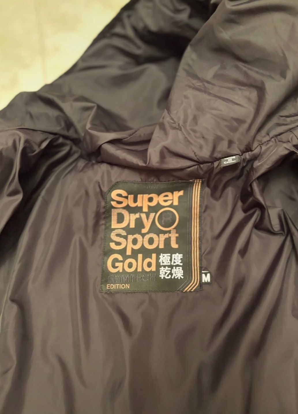 Casaco homem superdry tamanho M