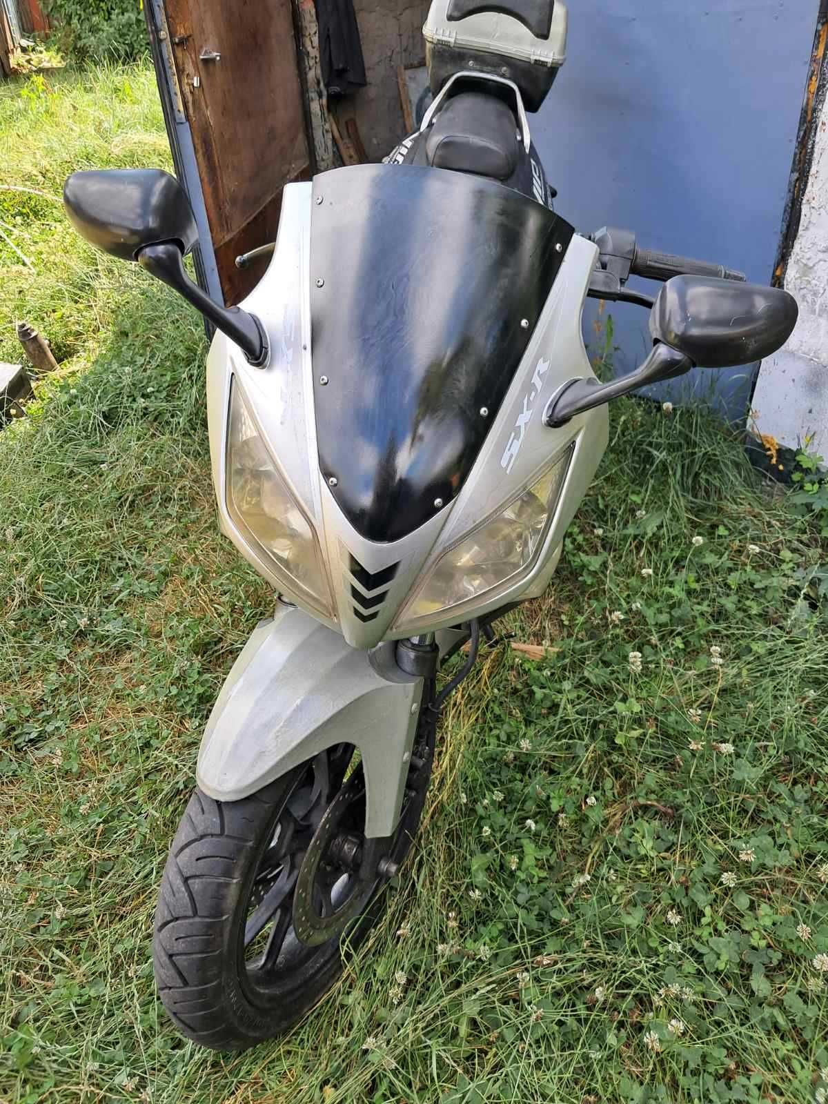 Продам мотоцикл  RX1.  200