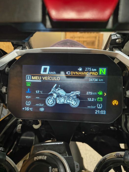 GS 1200 rebaixada de fábrica 2018 Nacional.