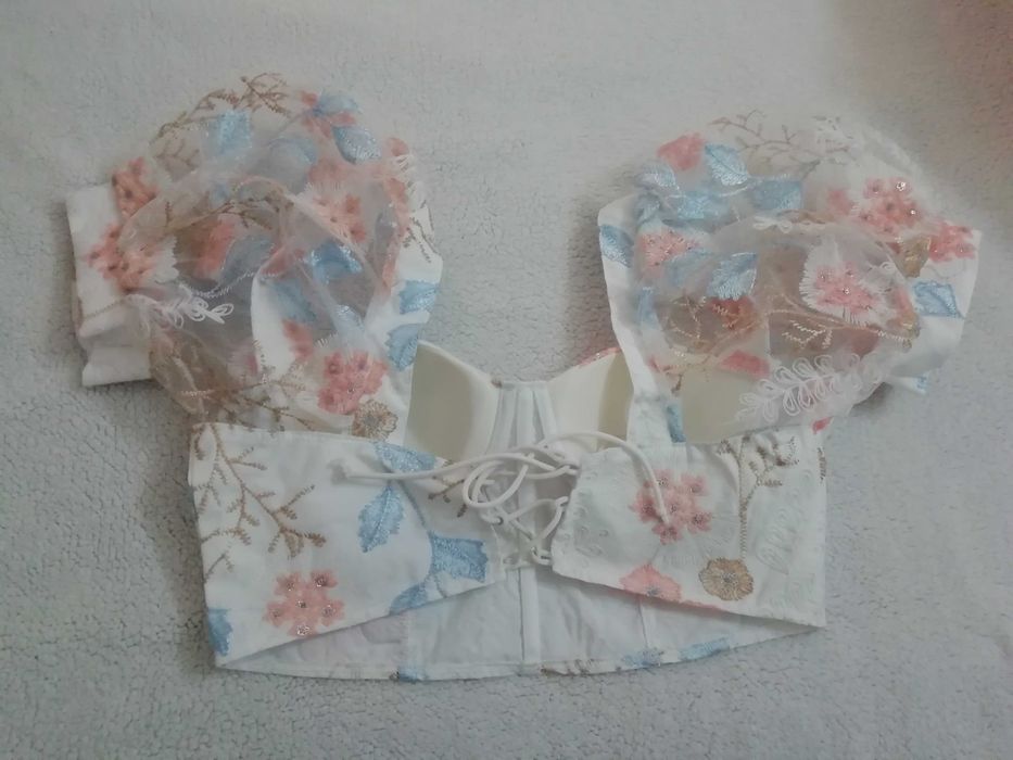 Top lindo Novo (Veste até Tamanho L)