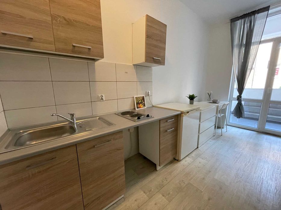 Wynajmę kawalerkę z loggią