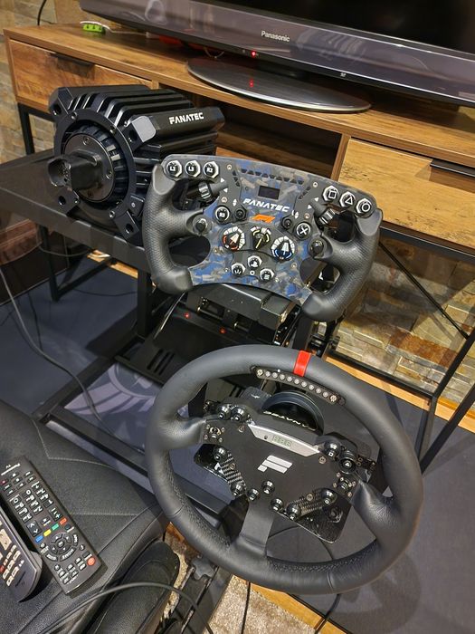 Fanatec DD+ bundle F1 c/ pedais V3 e volante RS