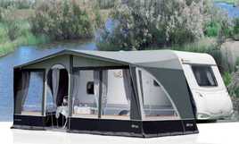 Dois Avançados caravana pequena 4 mts, grande inglesa 6mts RESERVADA