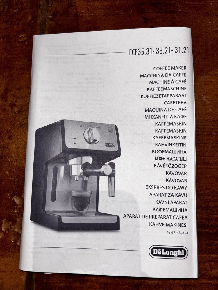 Ekspres kolbowy DeLonghi ECP33.21.W