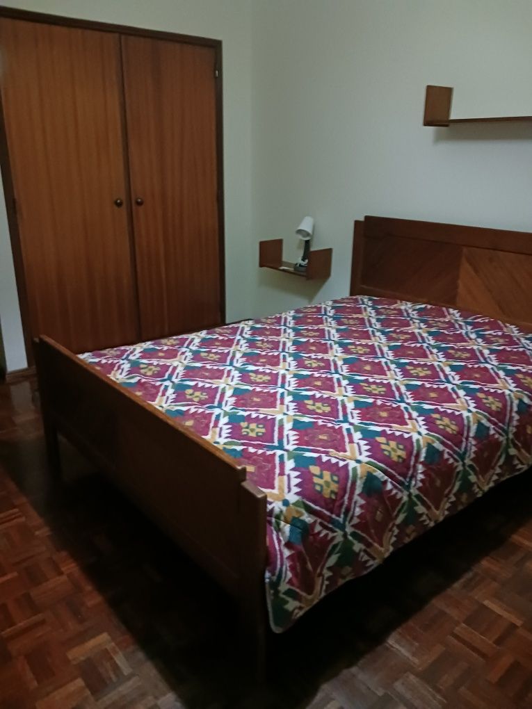 Apartamento T3 va a pe para a praia.