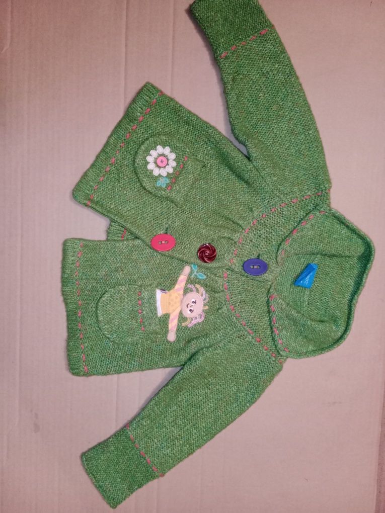 Sweter z Next wyszywany