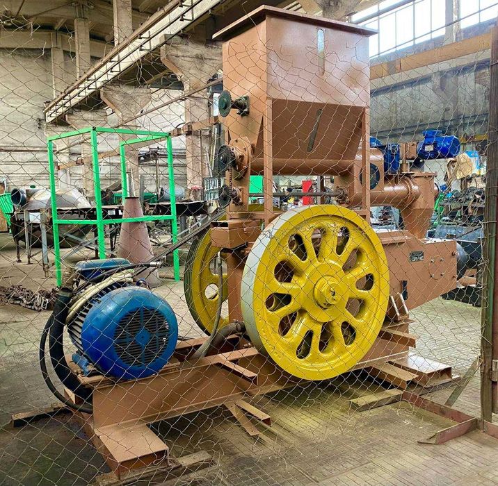 Ударно механічний прес NESTRO 90 мм,  ПБУ 090-900.