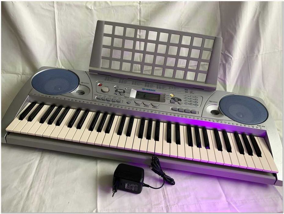 Синтезатор Yamaha PSR 275