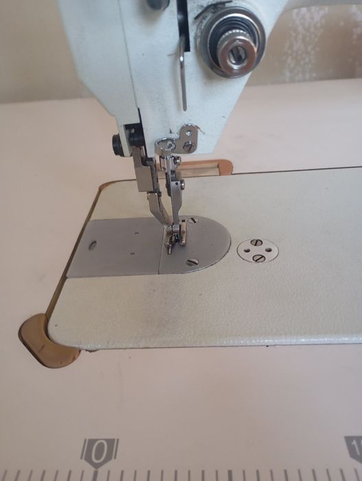 Швейная промышленная машина Zoje ZJ 0303 с двойным транспортом