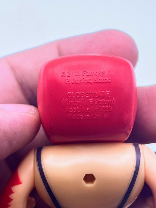 Brutux Mutant Busters Series 2 Famosa (2016)64284848182785122