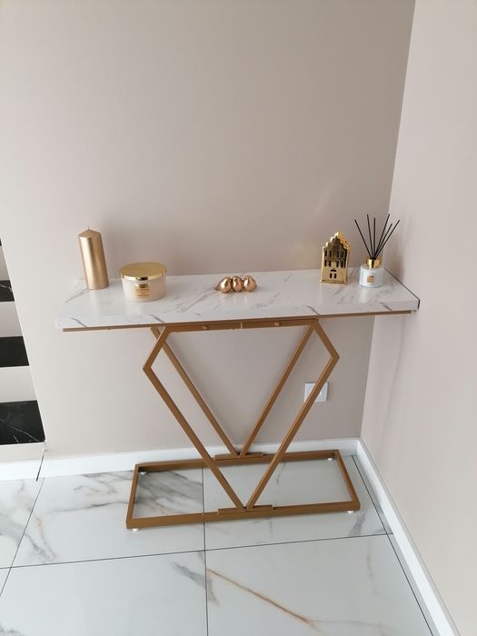 Konsola stolik złoty marmur biały nowy