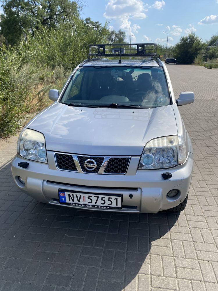 Автомобіль Nissan X-Trail T30