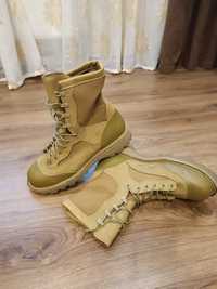 Берці нові Danner