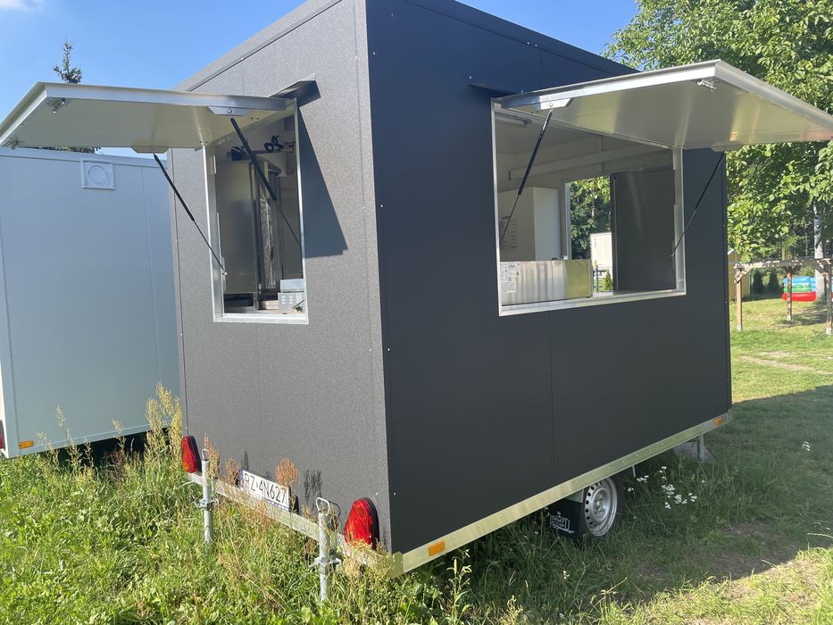 Przyczepa gastronomiczna 3,5m wynajem