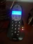 Telefon stacjonarny.