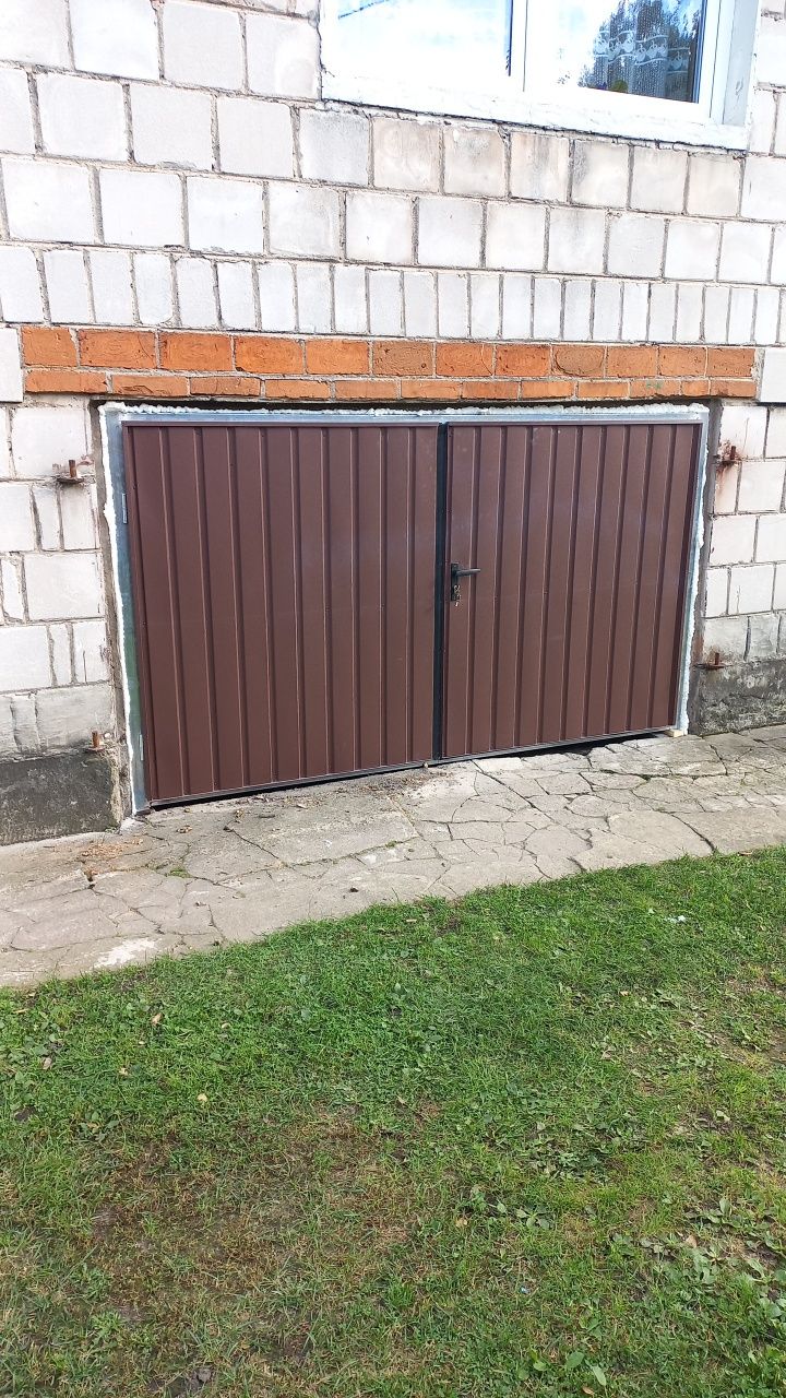 Brama do muru Brama do garażu Brama na wymiar dwuskrzydłowa