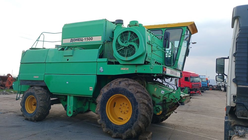 Комбайн дон 1500б